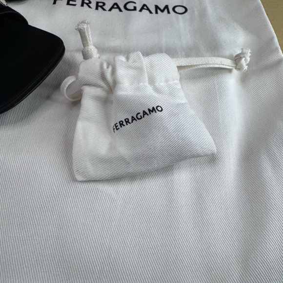 FERAGAMO Amy X5 Mules - Picture 8 of 9